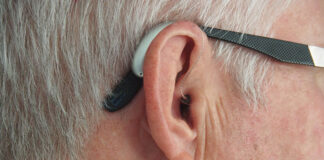 Co trzeba wiedzieć o aparatach słuchowych