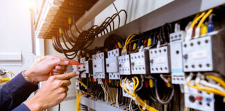 Czym cechuje się hurtownia elektryczna