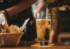Napoje alkoholowe - jakie są najbardziej popularne w Polsce? Historia i tradycje polskiego piwowarstwa