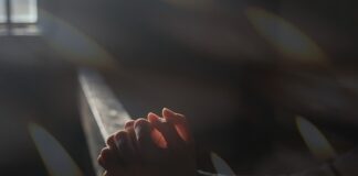Czym się różni toczenie od frezowania? Czym się różni toczenie od frezowania?