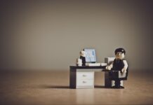 Czy warto kupić mini projektor? Czy warto kupić mini projektor?