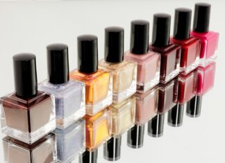 Czy manicure japoński się zmywa? Czy manicure japoński się zmywa?